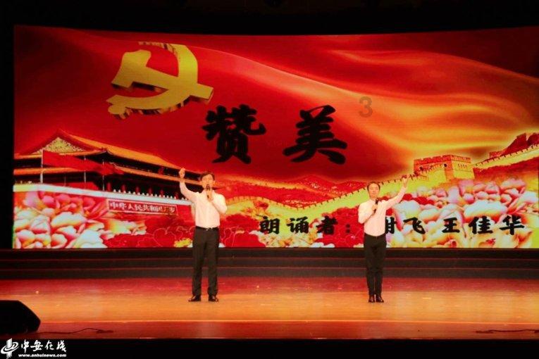 吉鹿力问答社区——找答案就来跟着领导跳槽还是不跳槽?